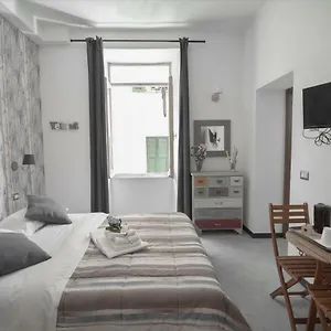 Porta Marina Guest house